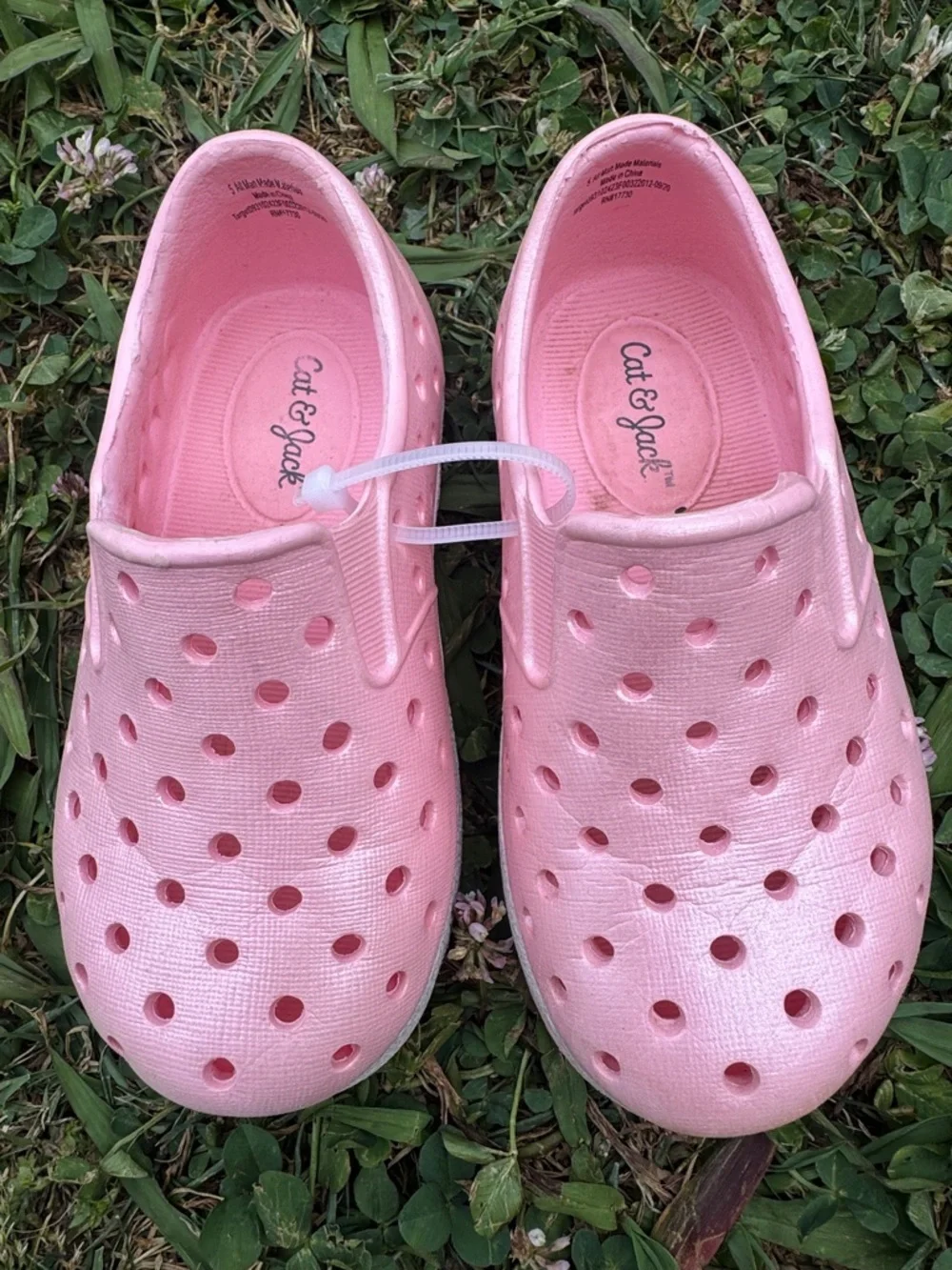Cat & Jack Pink Kids' Slip-On Water Shoes